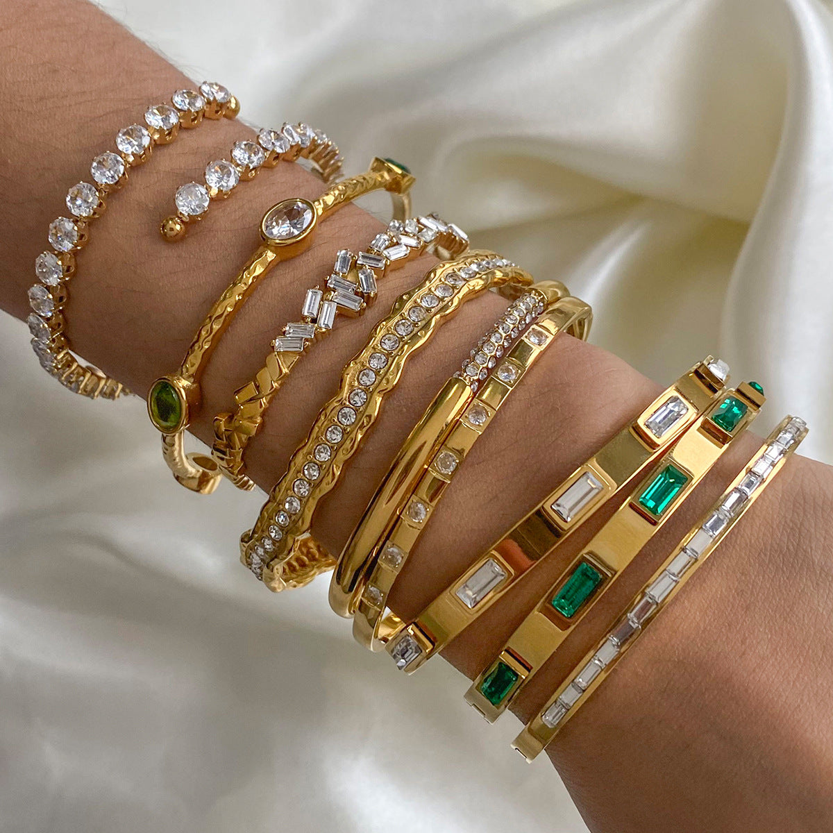 High Quality Tarnish Free Stylish Designer Bangle Daily Wearing